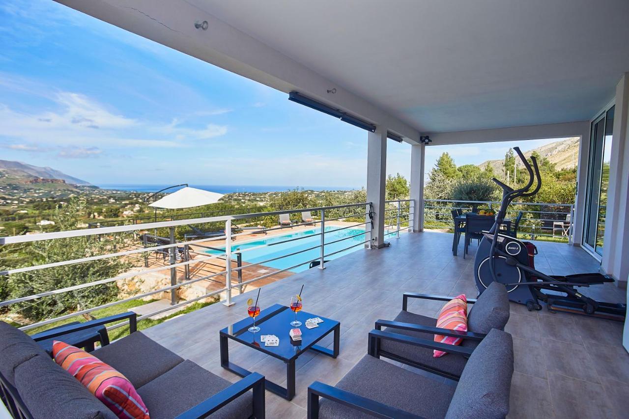 Villa Luxury Con Piscina Privata Vista Mare - Кастеламаре дел Голфо Екстериор снимка