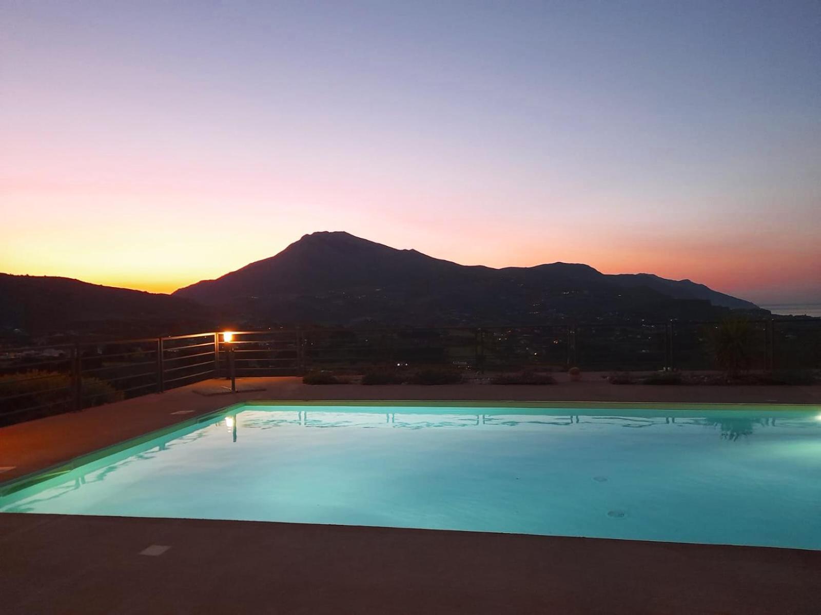 Villa Luxury Con Piscina Privata Vista Mare - Кастеламаре дел Голфо Екстериор снимка